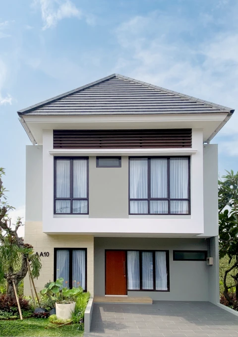 Banner Premier Estate